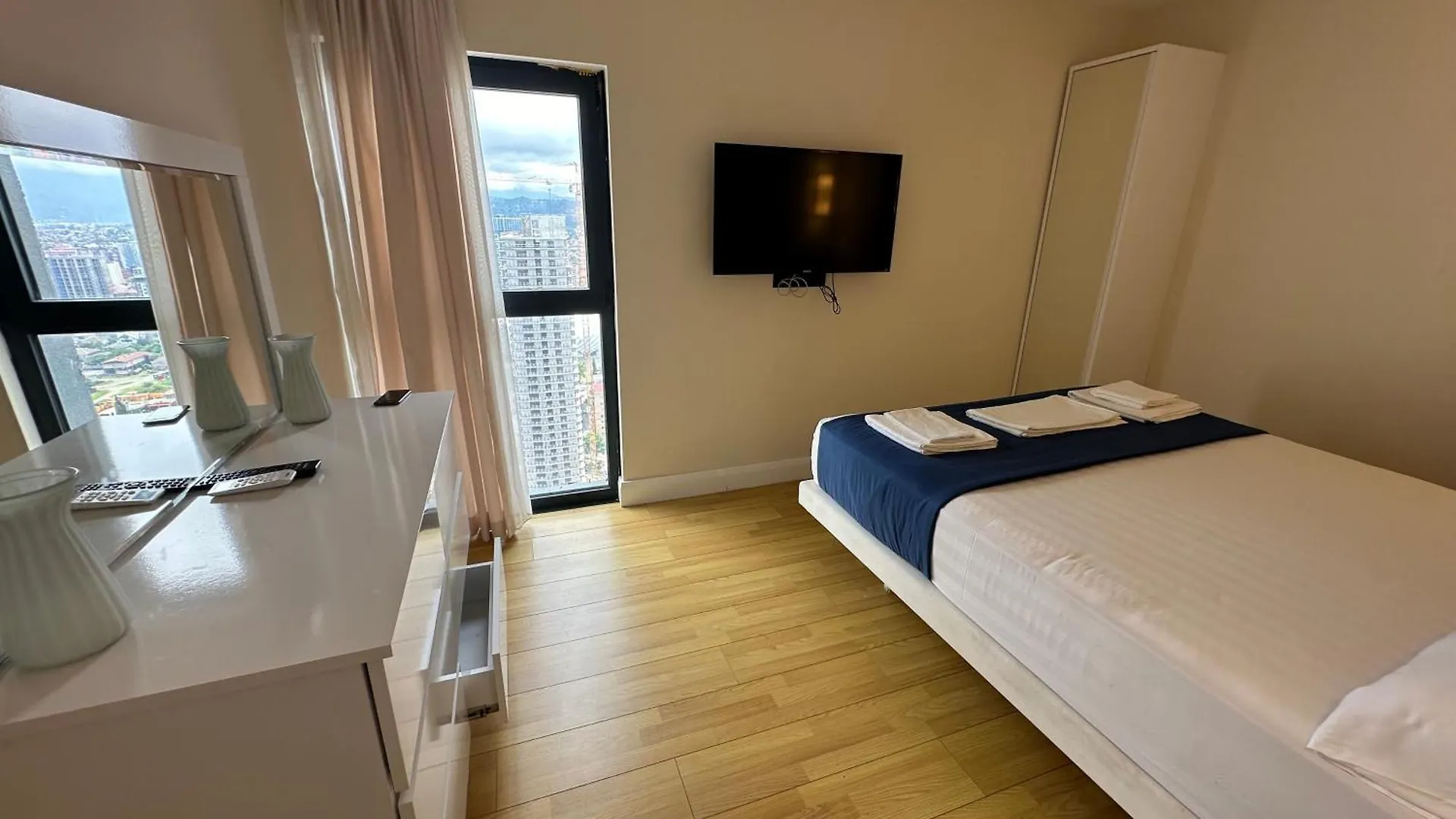 Orbi City Cozy Apartments With Black Sea View Batumi