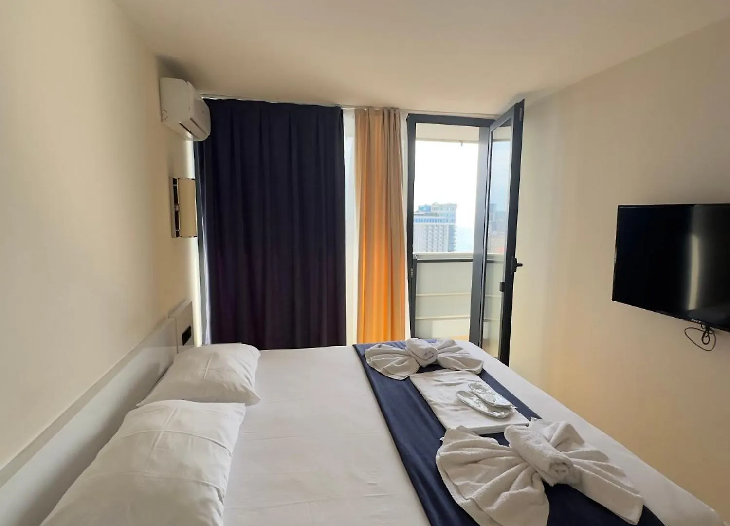 Orbi City Cozy Apartments With Black Sea View Batumi