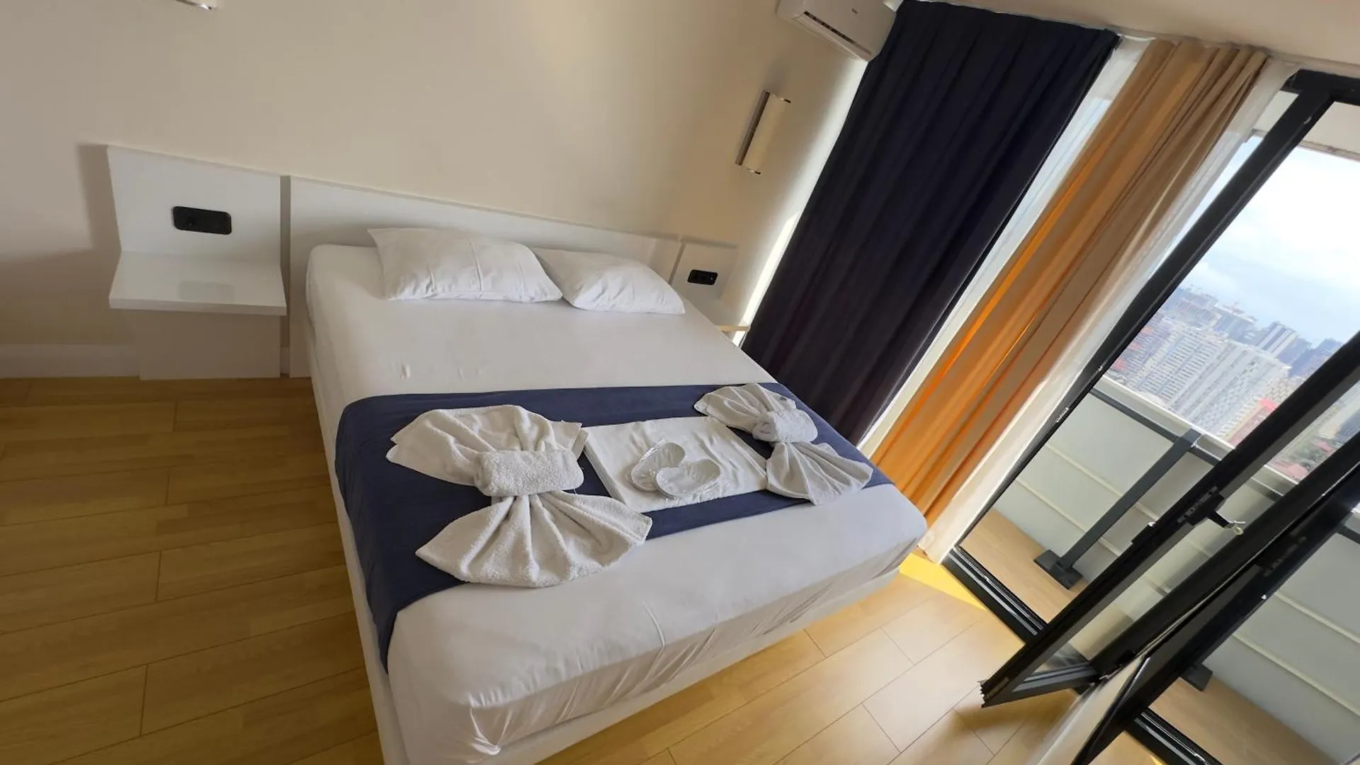Orbi City Cozy Apartments With Black Sea View Batumi